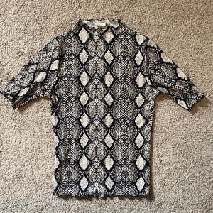 Caution to the wind Tshirt, size XS